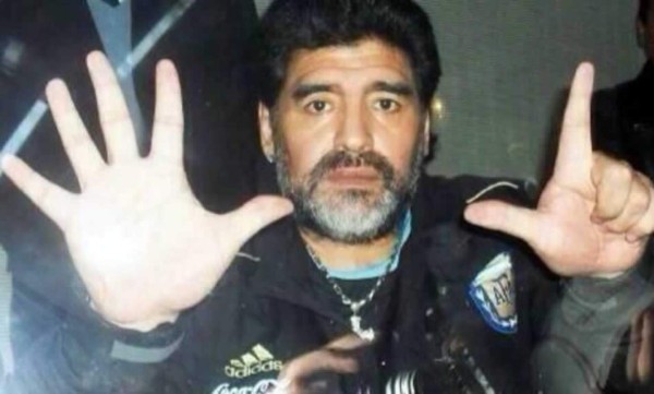 Maradona se burló de Brasil: 'Decime que se 'siete''