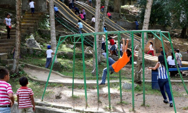 Esperan cinco mil niños en reinauguración del parque infantil