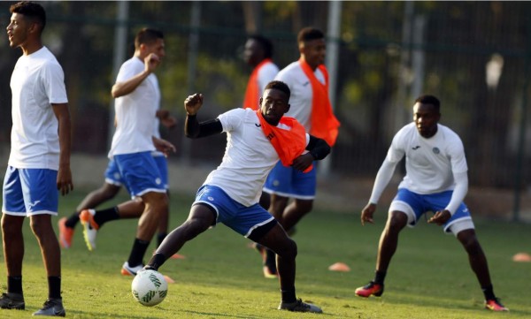 Sub-23 de Honduras trabajó en la casa del histórico Zico