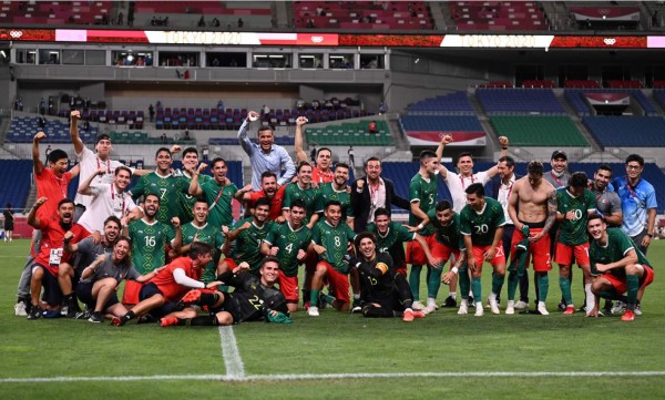 La Sub-23 de México se llevó la medalla de bronce tras vencer a Japón. Foto AFP