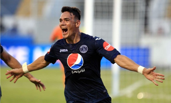 Roberto Moreira, en el radar del Comunicaciones