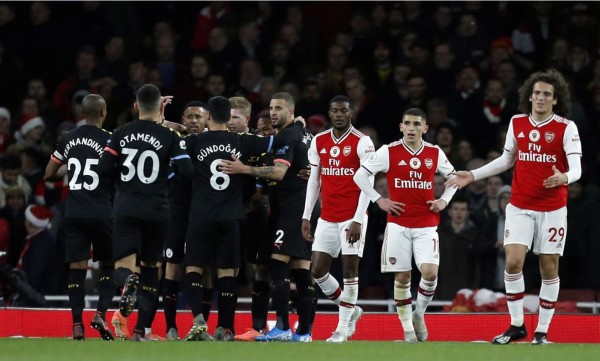 El Manchester City le endosó una nueva derrota al Arsenal. Foto AFP
