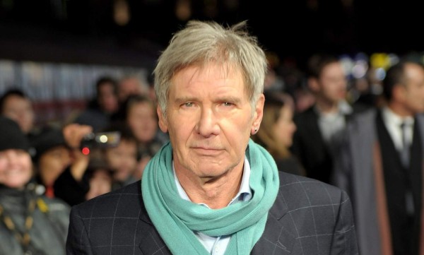 Harrison Ford pilota por primera vez tras accidente