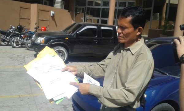 Denuncian a escuelas y colegios por cobro de matrícula