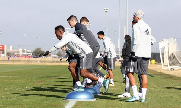 Maynor Figueroa ya entrena con el FC Dallas