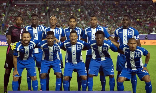 Gustavo Matosas y Alexis Mendoza, los preferidos para dirigir la Selección de Honduras