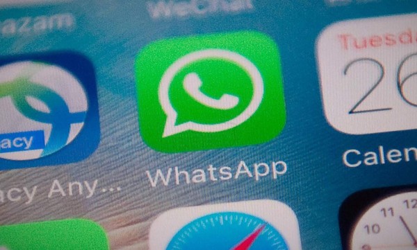 WhatsApp lanza chat en español para informar dónde vacunarse en EEUU