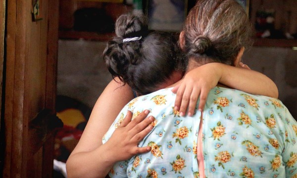Madres regresan a Honduras sin sus hijos muertos en México