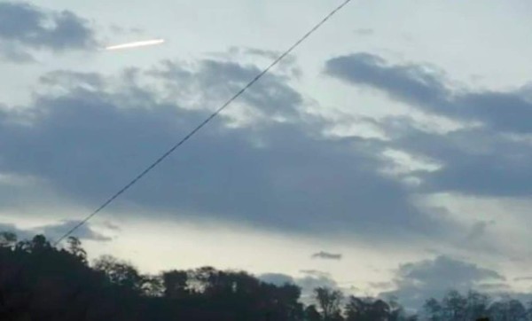 Terremoto, tsunami y 'meteorito': Captan una 'bola de fuego' sobre Fukushima