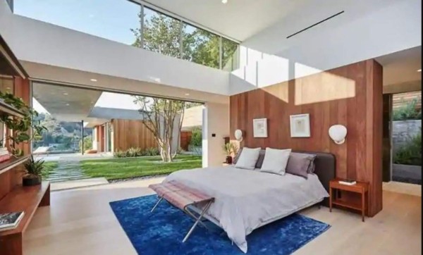 Priyanka Chopra y Nick Jonas buscan mansión de $20 millones