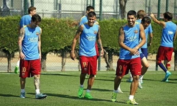 El Barça recupera al tridente para recibir al Málaga