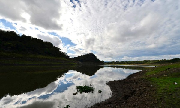 Represas de Tegucigalpa están secas; déficit de lluvias cumple 10 meses