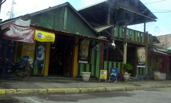 Matan a vendedor de ropa en céntrico bar