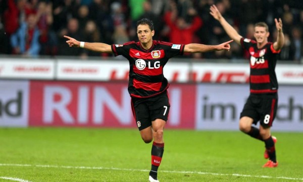'Chicharito' Hernández marca su primer gol en la Bundesliga