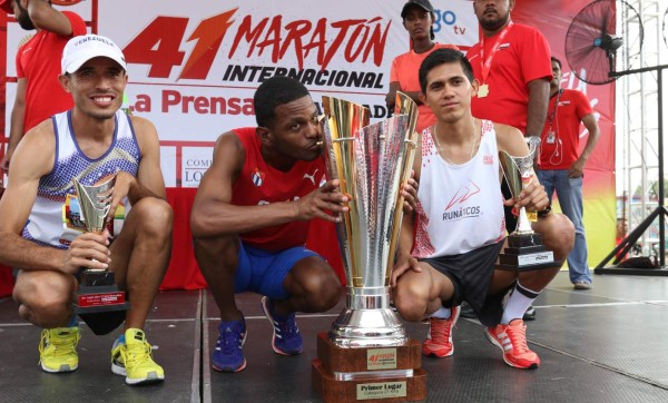Cubano Richer Pérez conquista la 41 Maratón Internacional de Diario LA PRENSA