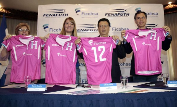 La Selección de Honduras también se viste de rosa