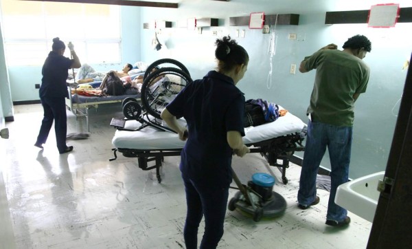 Limpieza y seguridad, mayores logros de la interventora, dicen pacientes del Rivas
