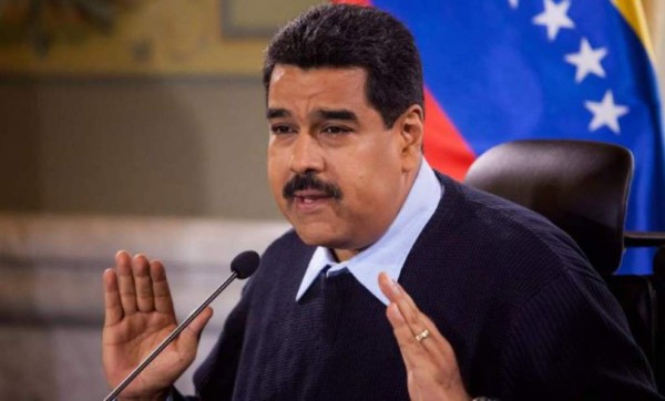 Parlamento de Venezuela suspende juicio contra Maduro ante diálogo  