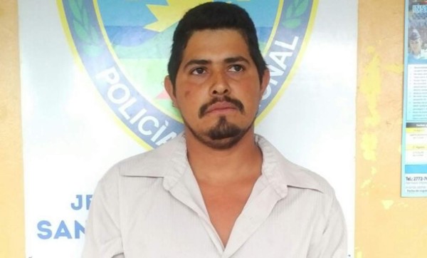 Cae hombre acusado de matar a padre y su hijo de dos años