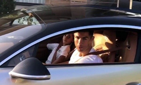 Cristiano Ronaldo se compró el auto más rapido del mundo