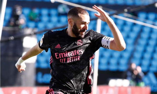 Un gran Benzema supera al Celta de Vigo y mantiene al Real Madrid en la pelea por la Liga Española