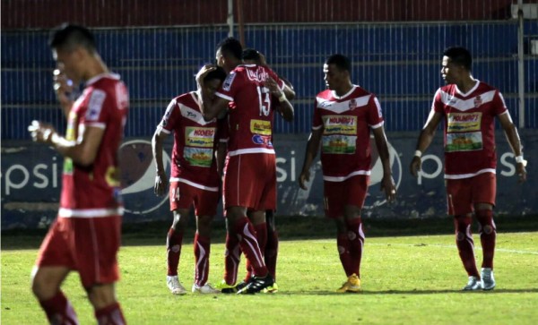 Real Sociedad humilla al Victoria en inicio del torneo