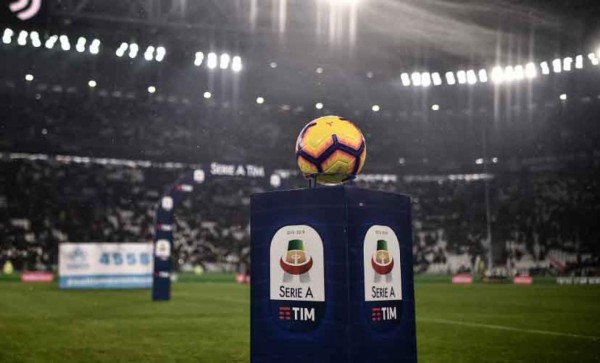 Futbolista de la Serie A de Italia da positivo por coronavirus y complica retorno del fútbol