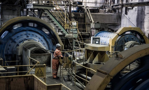 Sector de la minería en pláticas con 64 empresas