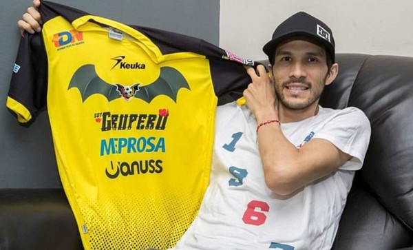 Fallece futbolista mexicano al perder batalla contra el cáncer