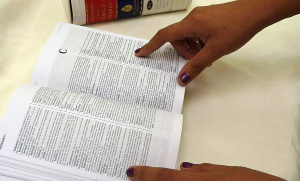 Decir 'amá' en vez de 'madre' o 'mamá' en Honduras ya está aprobado por la RAE