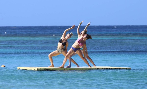 Honduras: Ferris, vuelos y cruceros llenan la Isla de Roatán