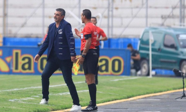 Video: Diego Vázquez festejó con su hijo el gol de Galvaliz en el Motagua - Marathón