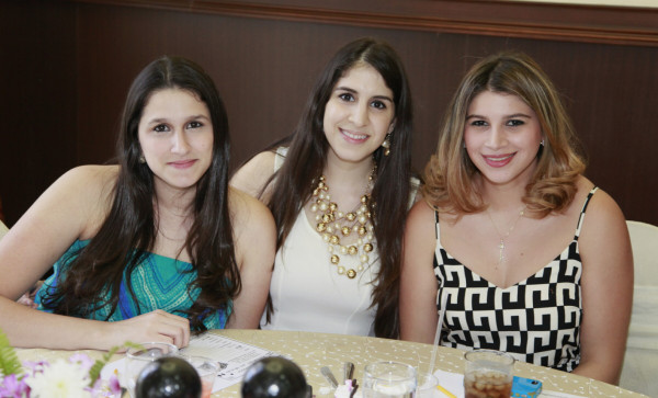 Stephanie Kawas y Arturo Zúniga serán padres