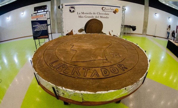 La moneda de chocolate más grande del mundo&nbsp;&nbsp;