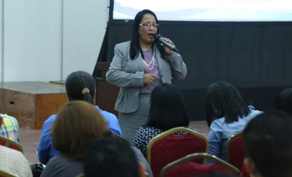 Dan plazo al Cohep para estudiar Código Tributario