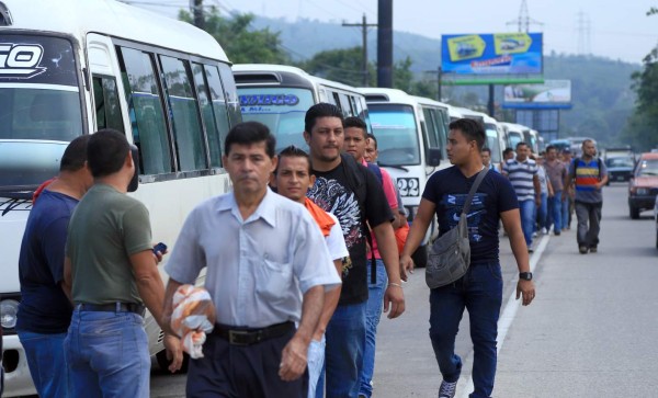 Ley de Transporte sigue en conflicto por cinco puntos