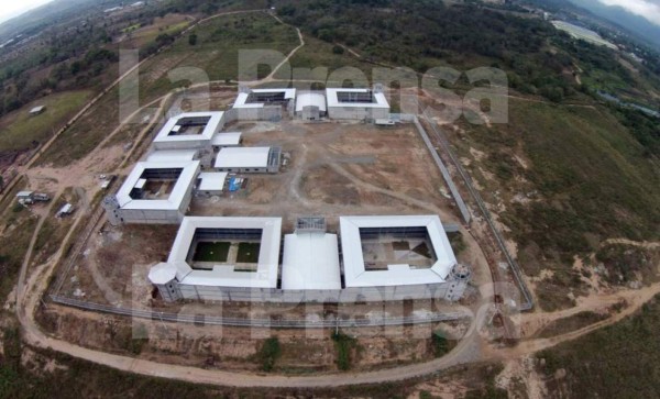 Darán otros L50 millones para cárcel de Naco