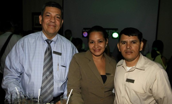 Brindis por 15 años del Hilton Princess en Honduras