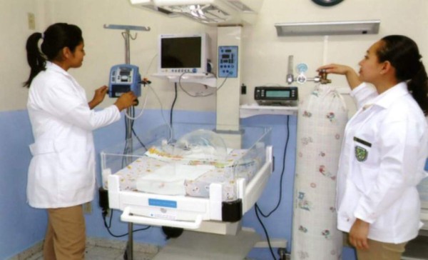 Enfermeras que deseen trabajar en EEUU deben ser bilingües