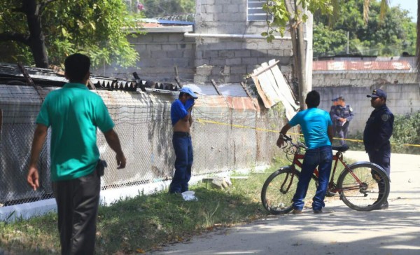 Matan a albañil y encuentran una granada entre sus piernas