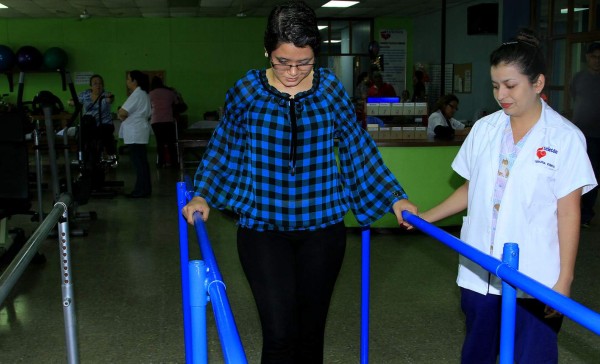 'No poder caminar me tenía devastada, no sabía qué hacer”