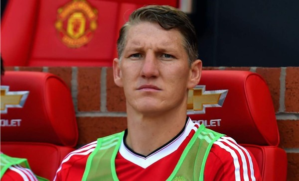 Mourinho manda a Schweinsteiger a entrenarse con el filial del Manchester United
