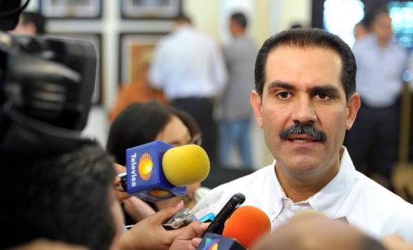 Guillermo Padrés, exgobernador de Sonora, se entrega a la justicia mexicana