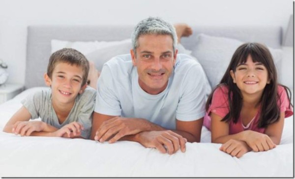 Los padres solteros son los que más problemas tienen para dormir
