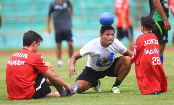 Castellón: 'Siempre propongo ante Olimpia”
