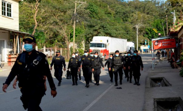Guatemala detiene a 217 migrantes hondureños de la caravana