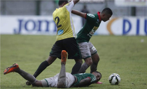 Marathón se mete al repechaje con polémica