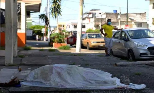 Aumenta el número de muertos en las calles de Nicaragua por coronavirus