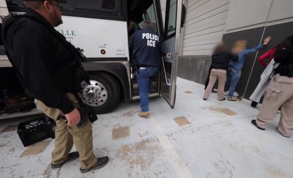 Patrullas comunitarias vigilarán acciones de la 'migra' en EEUU