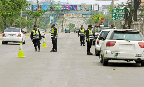 El comercio y servicio de buses se normalizan hoy